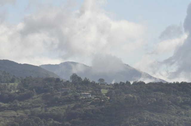 more mountains in the clouds