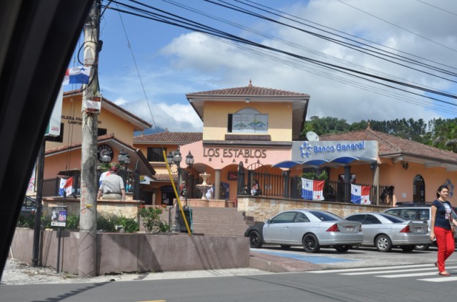 Halba Ya, my Spanish school is in this little complex in Boquete